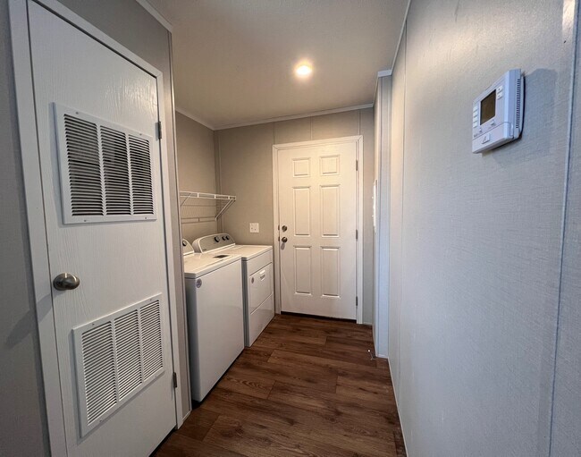 Foto del edificio - 2329 Catalpa St