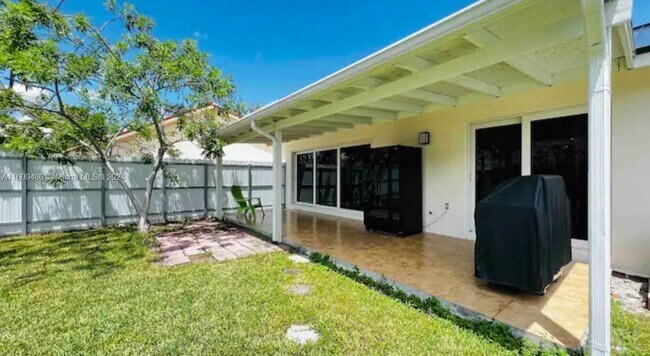 Foto del edificio - 13382 NW 8th Terrace