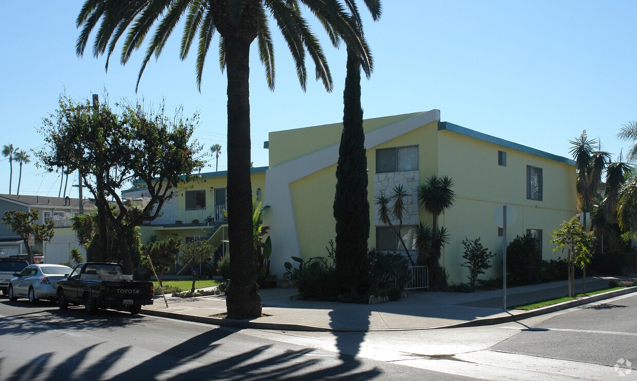 Building Photo - 1000 Electric Ave