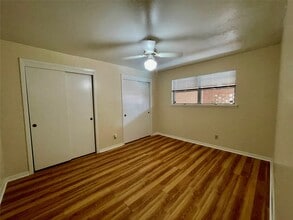 Building Photo - 3420 Mt Vernon St