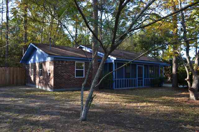 Building Photo - House for Rent
