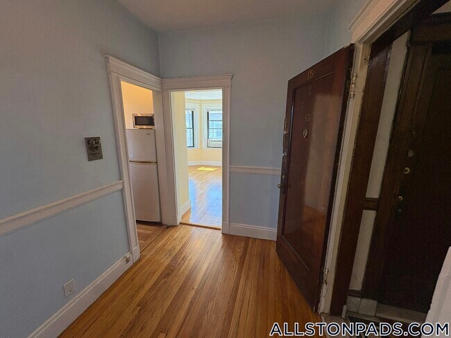 Foto del edificio - 39 Glenville Ave