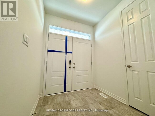 Building Photo - 3083 Blazing Star Ave