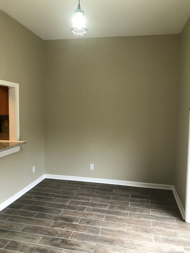 Building Photo - 957 Bayou Trace - Alexandria