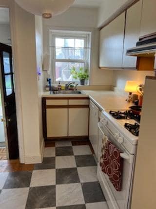 Foto del edificio - 4406 Howard Ave