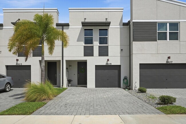 Foto del edificio - 3905 SE Mentmore Ln