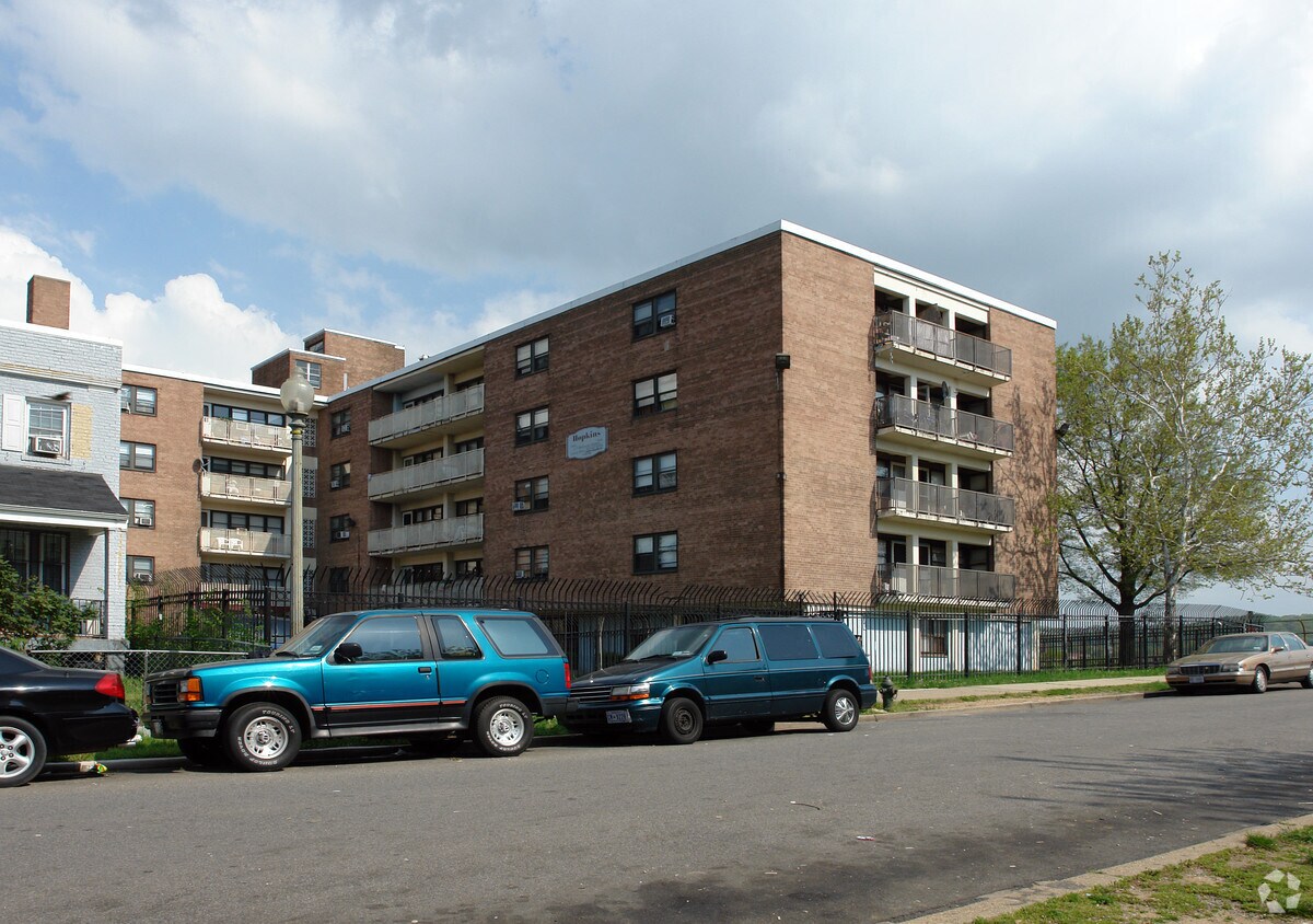 Primary Photo - Hopkins Apartments