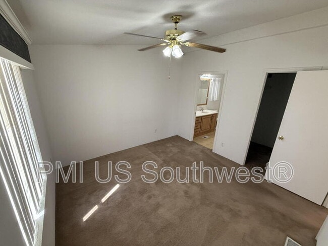 Foto del edificio - 4301 Rafe Ave