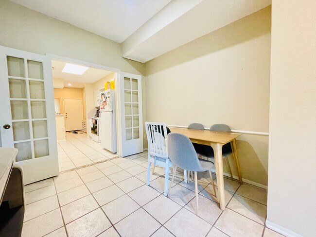 Foto del edificio - 8263 Wednesbury Ln