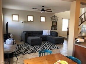 Building Photo - 9408 Santana Siesta Ave