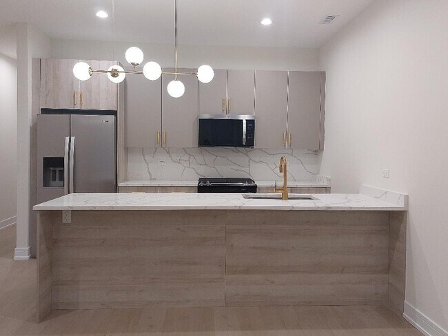 Foto del edificio - 4625 S Michigan Ave