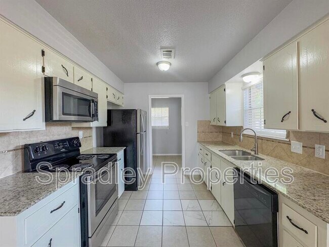 Foto del edificio - 1014 N Wall St