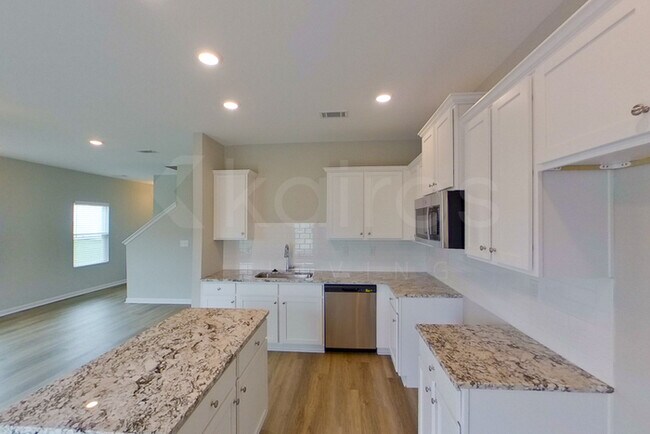 Building Photo - 496 Narrow Brg Ct