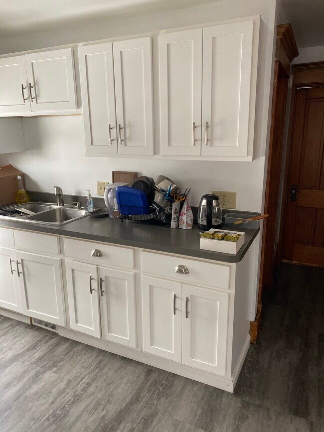 Cocina - 112 Franklin Ave