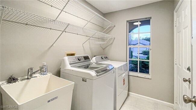 Foto del edificio - 7602 Citrus Hill Ln