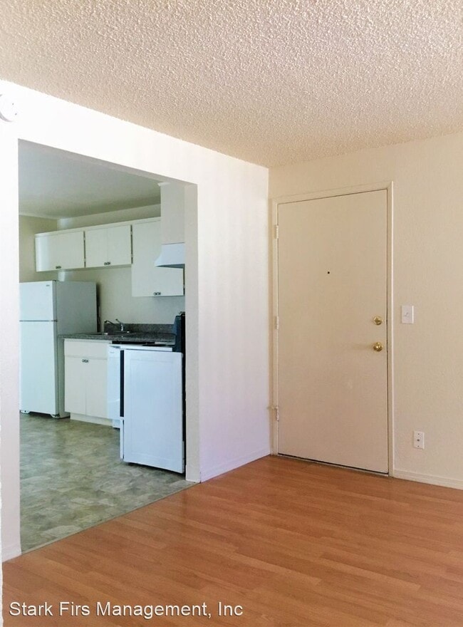 Building Photo - 717 SE 187th Ave