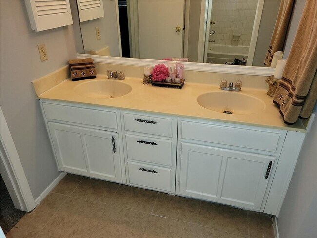 Foto del edificio - 4818 Branchberry Ln