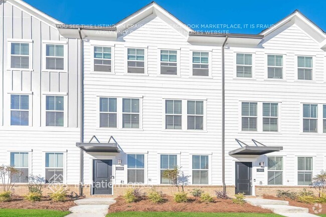Building Photo - 13019 Western Ln