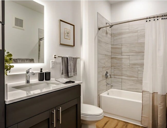 Interior Photo - Prairie Encore