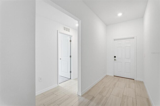 Foto del edificio - 8808 Bay Leaf Dr