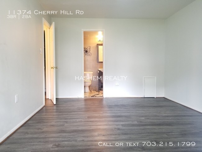 Building Photo - 11374 Cherry Hill Rd