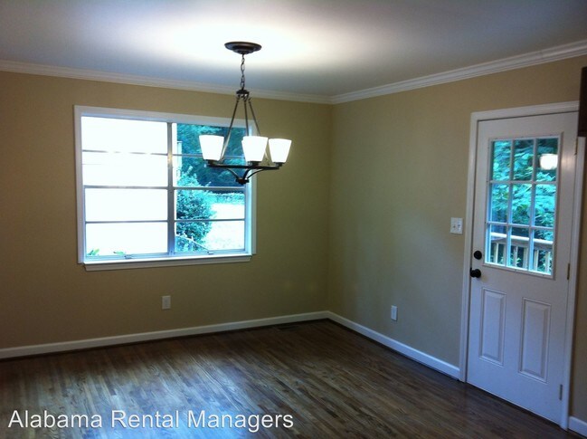 Building Photo - 5153 Beacon Dr