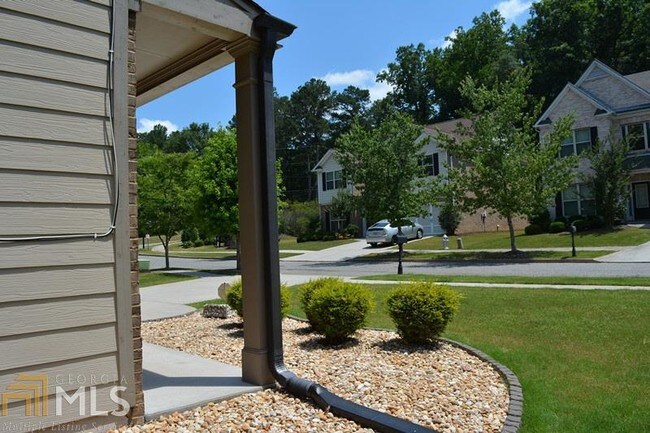 Foto del edificio - 3652 Huddlestone Ln NE