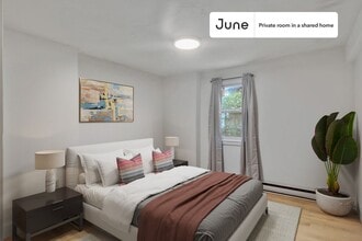 Building Photo - Room in Shared 3 bed/1 bath home