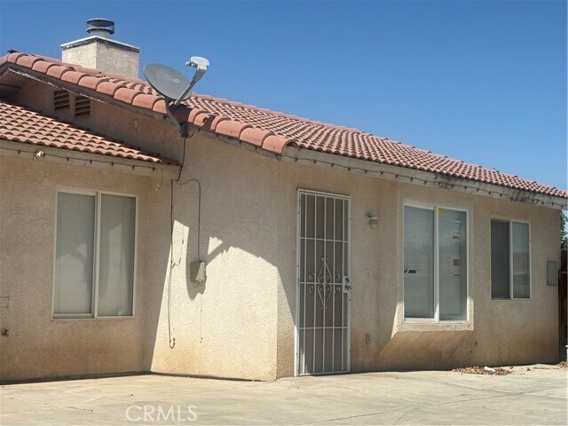 Foto del edificio - 5113 S H St