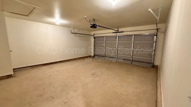 Foto del edificio - 11417 N University Ave