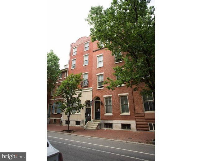 Building Photo - 721 Spruce St