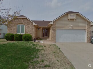 Building Photo - 2365 S Cypress St