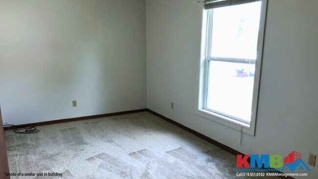 Foto del edificio - 519 S Dodge St