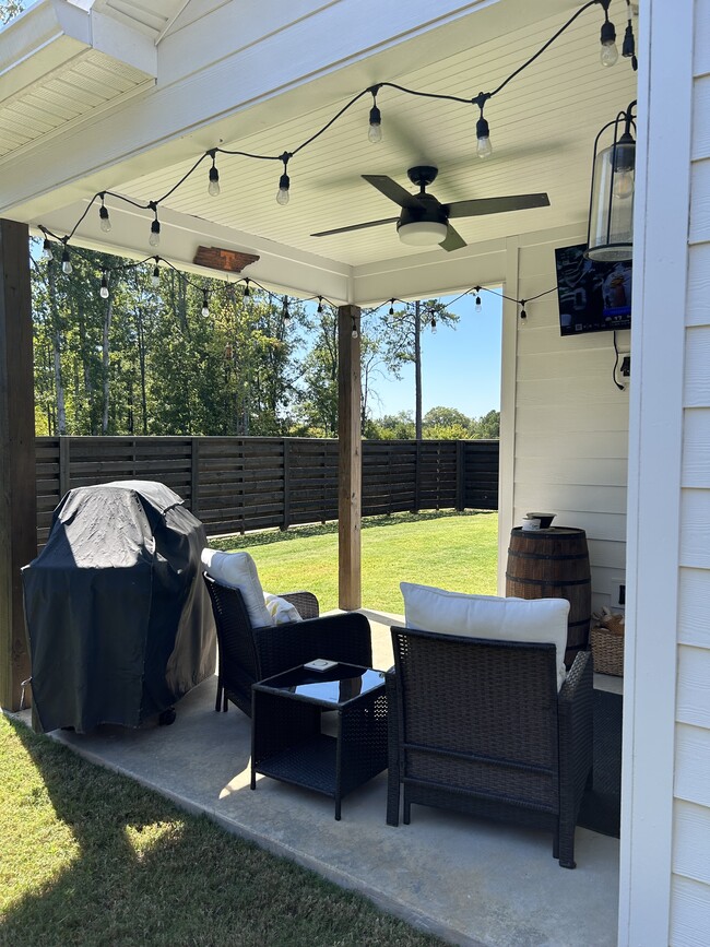 Building Photo - 1390 Cobbler Ct