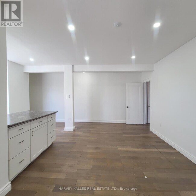 Building Photo - 1 Brookdale Ave