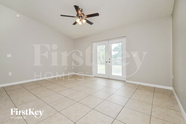 Foto del edificio - 6511 Fox Crest Ln