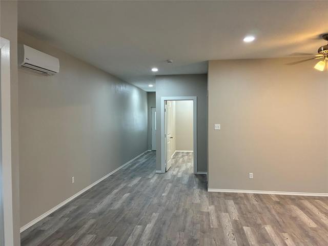 Foto del edificio - 6272 Adelbert Dr