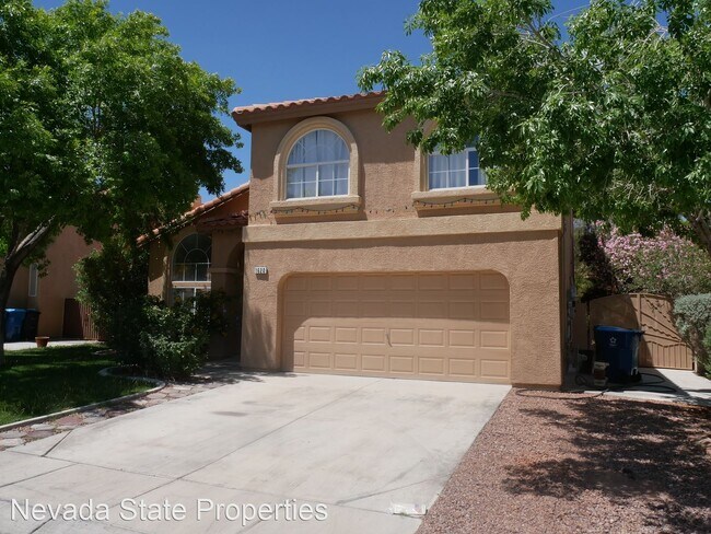 Building Photo - 4 br, 2.5 bath House - 1620 SILVER KNOLL AVE