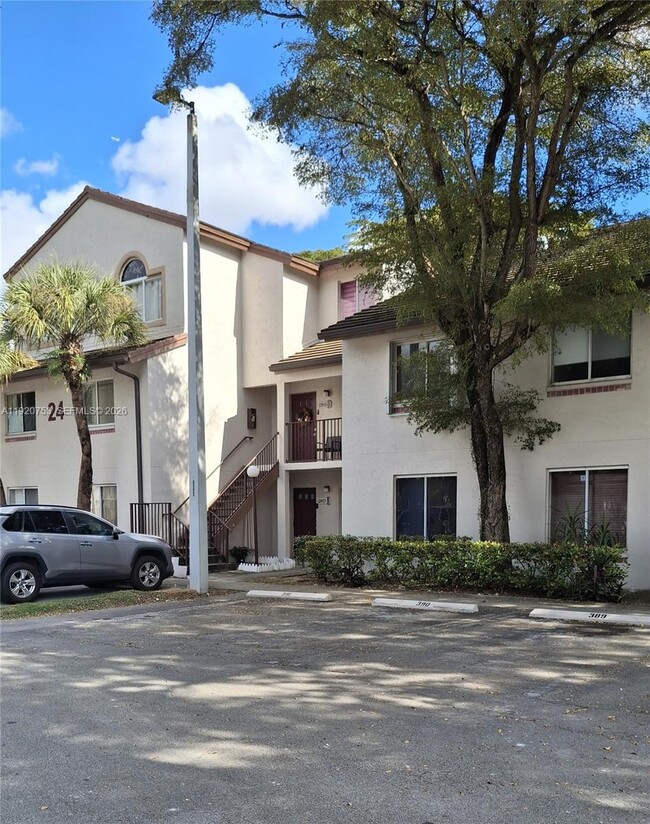 Building Photo - 13915 SW 91st Terrace