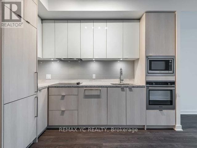 Building Photo - 115 Blue Jays Way