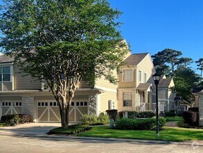 Building Photo - 13600 Breton Ridge St