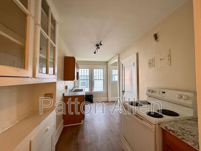 Foto del edificio - 19 Saluda St