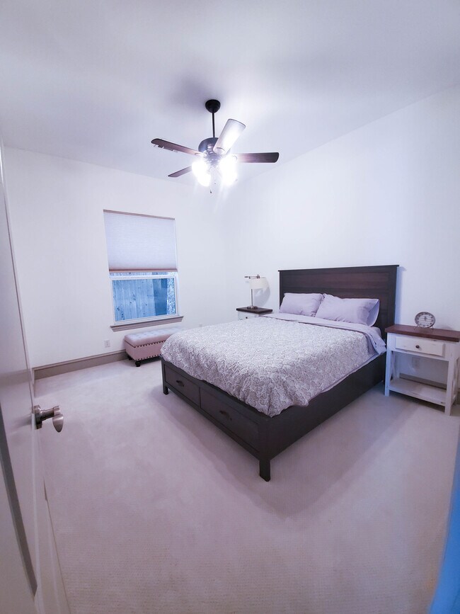Foto del edificio - 4344 Cole Ave
