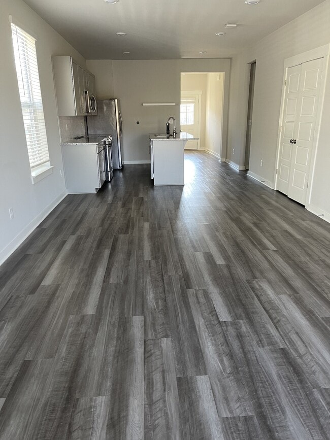 Building Photo - 4224 Aragorn Way