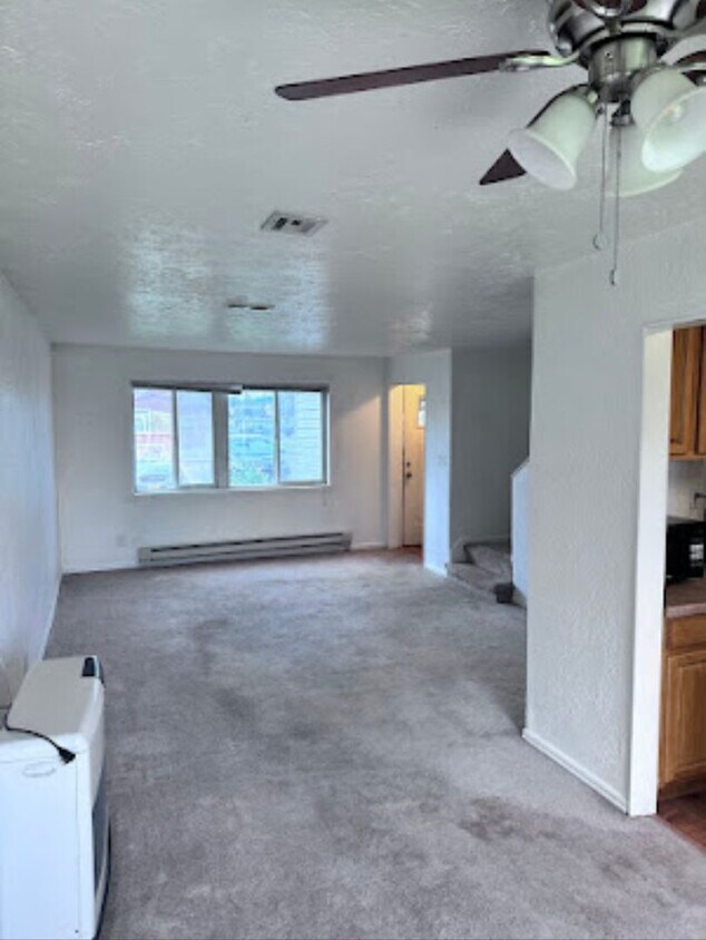 1415 Ash St, Fairbanks, AK 99701 Townhome Rentals in Fairbanks AK
