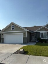 Building Photo - 5907 Foxtail Loop W
