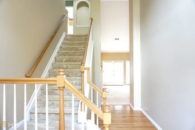 Building Photo - 3618 Sadlers Walk