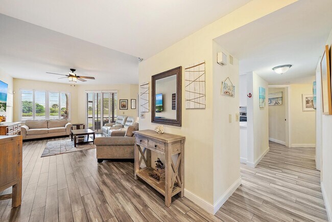 Foto del edificio - 302 Sea Oats Dr