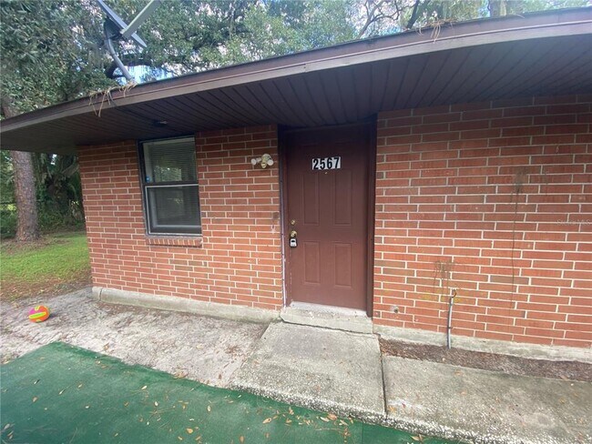 Building Photo - 2567 Chestnut Woods Dr