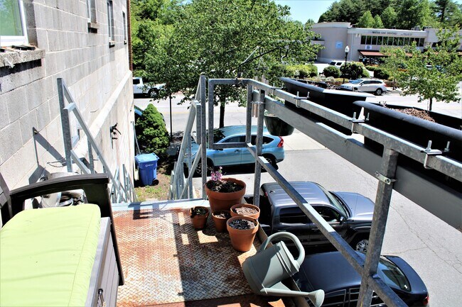 Foto del edificio - Downtown Apartment